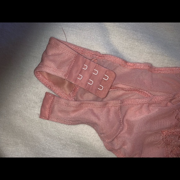 Pink lace bodysuit from OOTD Fash - Picture 2 of 4